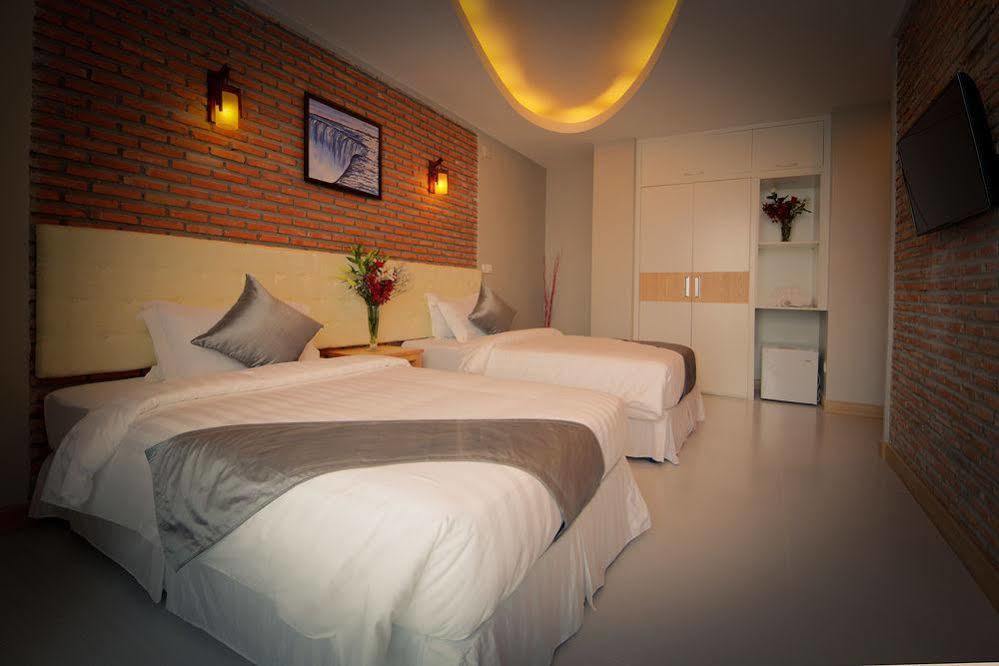 Colina Sky Hotel Phnom Penh Zewnętrze zdjęcie