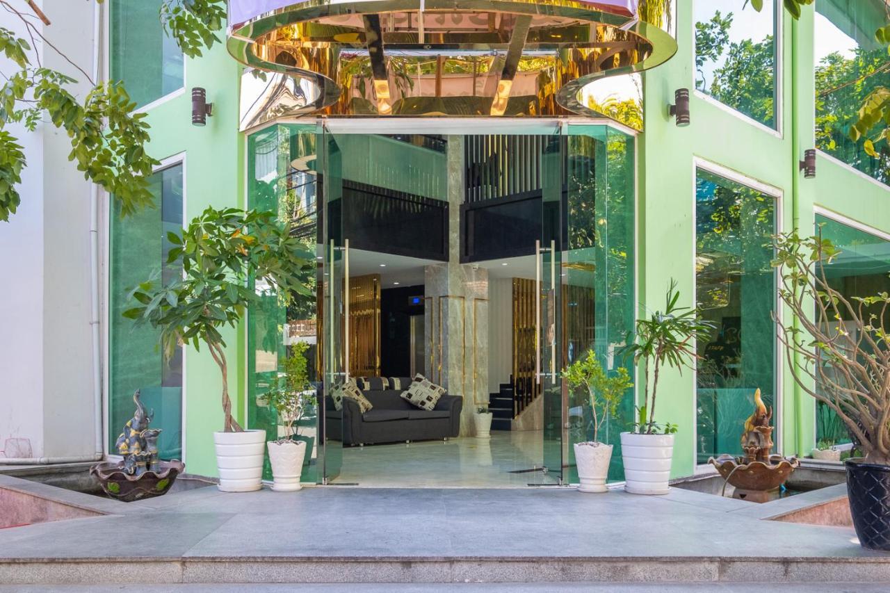 Colina Sky Hotel Phnom Penh Zewnętrze zdjęcie